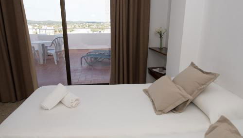 Apartamentos Mestret - Foto 3