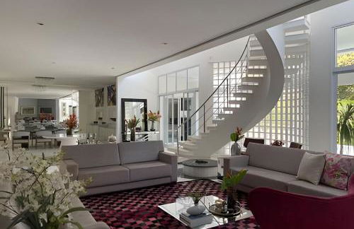 Mansão Cinematográfica em Condomínio- Granja Viana - Foto 47