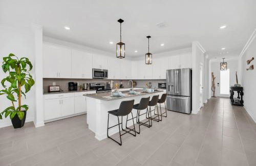 Spacious Villa near Disney w/Pool ,Game room - Foto 17