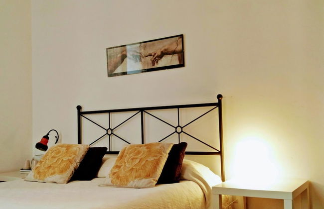 Rome Center Rooms - Photo 17