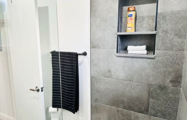 BnB Hyperion Spacious 2b1b Getaway Near Beach - Foto 22