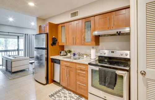 Golf, Swim and Dine! Condo with Lake Conroe Access - Foto 10