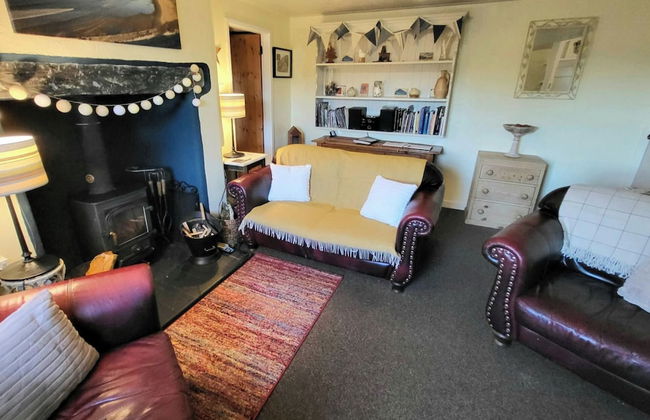 2 Bed Cottage Sleeps 4 - Pets Ok - Private Garden - Foto 9