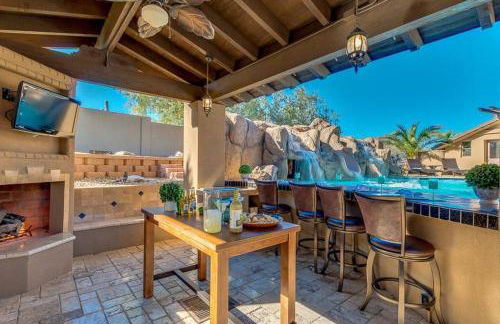 Estate Resort Style Oasis 6BDRM, 5.5 Bath Heated Pool with Misters - Foto 41