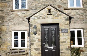 Chapel Cottage Set in a private courtyard in central location with 2 parking spaces - Foto 1