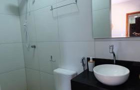 Studio pé na areia com 2 quartos, sala e cozinha - Foto 6