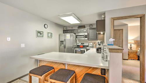 Condo with Balcony and Fireplace in Silverthorne! - Foto 3