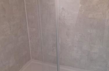 WELCOMEHOUSE close to east beach, shops, restaurants and RAF base - Foto 17