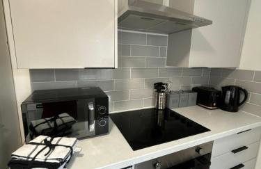 Spacious 3-Bedroom Apartment with Modern Comforts - Foto 9