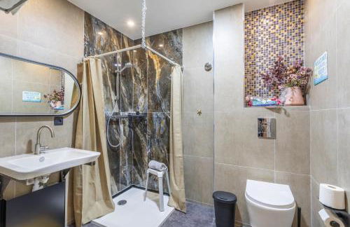 ADIRA Marseille Montgrand 2 étoiles - Foto 70