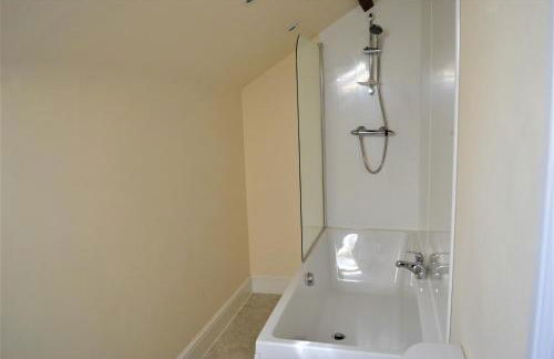 The Old Bottle Store - 2 Double Bedrooms, 2 Bathrooms, St Ives, Cambridgeshire - Foto 8