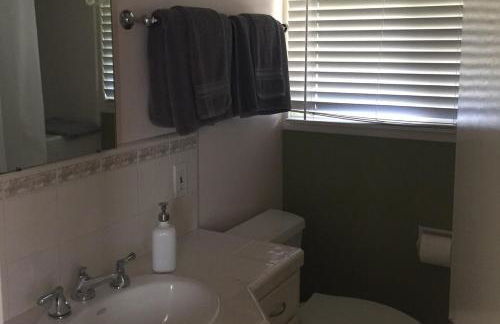 Elegant Carmel Cottage - Foto 6