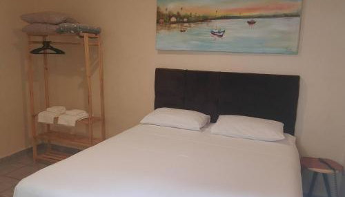 Colonial House - Photo 3
