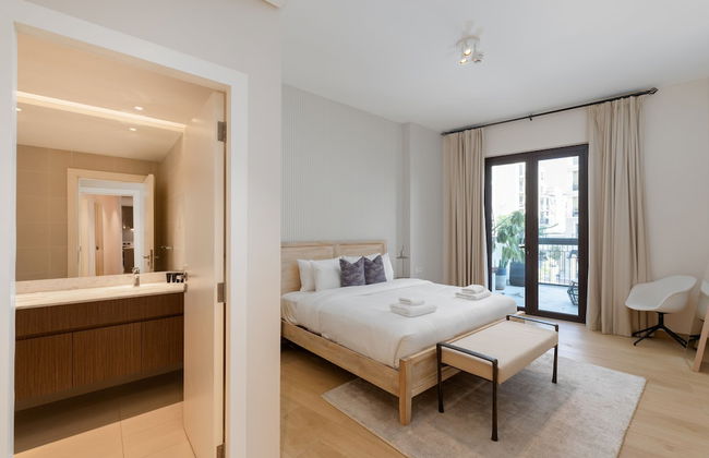 Cozy La Mer 2BR w Beach Access - Photo 13