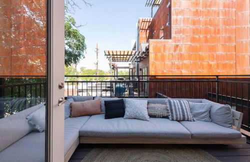 ChampaHouse- Easy access to Rino/Ballpark/Downtown - Foto 41