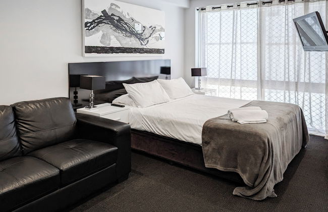 Apartments on Chapman - Photo 18