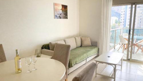 Larimar Apartament balcón y vistas al mar y al Peñón, piscina y parking - Foto 5