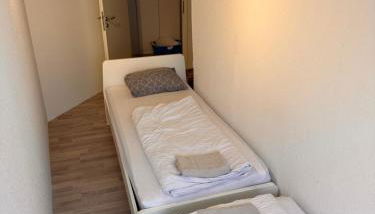 Monteurwohnung für 5 Personen mit 3 Schlafzimmern - Foto 5