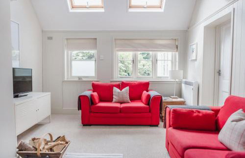 Sunny, Single-level Cottage with Garden & Parking, Dog friendly, Near Rye - Photo 4