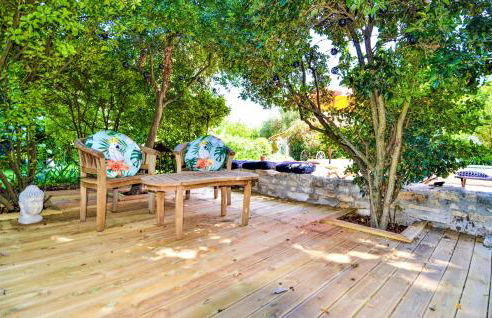 Five Bedroom Gorgeous Home In Tarascon - Foto 12