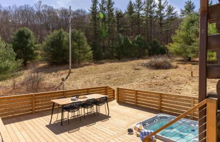 Secluded w/ Deck Views, Hot Tub, & Ping Pong Hudson in the Berks by Avantstay - Foto 70