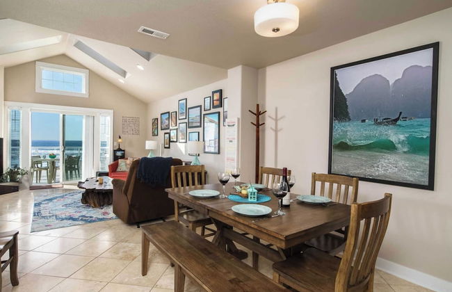 Moonlight by Avantstay Modern Home w/ Views & Direct Access to Rockaway Beach - Foto 16