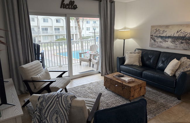 Ocean View 2 Bed, 2 Bath, Steps to the Beach - Spanish Trace 240 - Foto 10