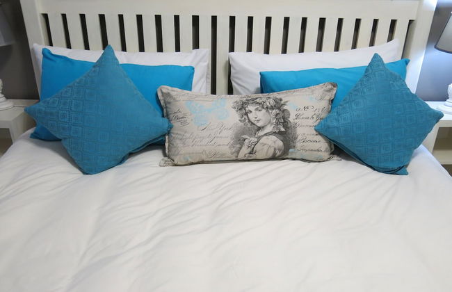 Cherry Lane Self Catering BB - 1 Bedroom Bathroom With Shower for 4 Guests - Foto 9