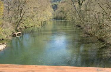 LA CASA AZUL, un oasis de calma, vistas impresionantes con PISCINA, SALTADOR, BARBACOA y acceso al río Asón - Foto 49