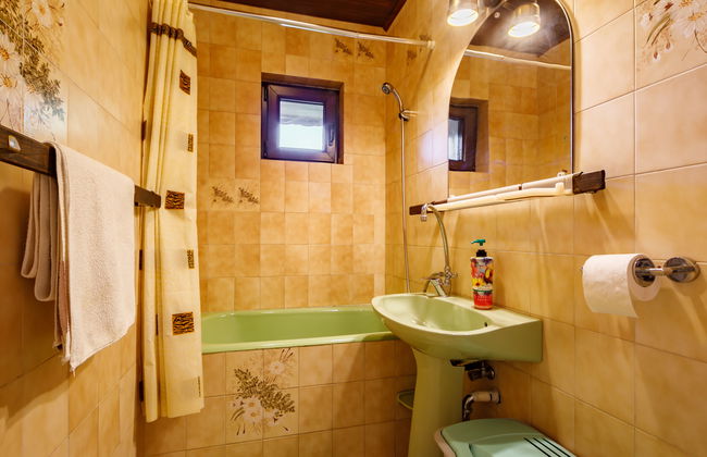 4 bedroom House in Balatonfenyves with garden and terrace - Photo 8