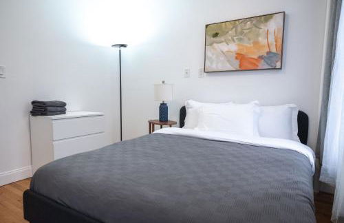 2BR APT near Mount Sinai & Metropolitan Hospitals - Foto 16