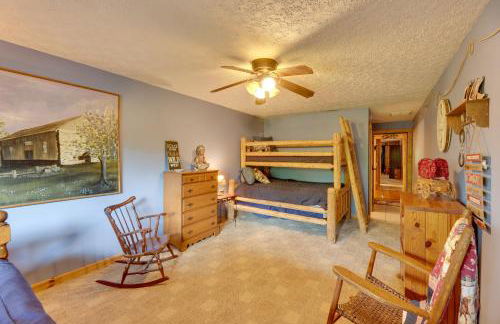 Fraziers Bottom Cabin on 800 Acres of Land with Lake - Foto 33