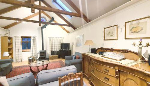 Edinburgh 2-Bedroom Cottage with Parking - Ground Floor - Foto 5