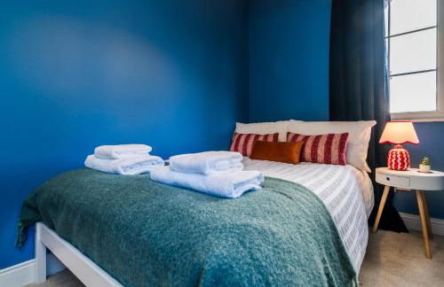 3 Bedroom House, Free Parking, Easy M53 Access - Photo 30