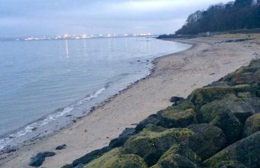 For Sea Lovers ! Coastguard Boat House right on Belfast Lough - Foto 23
