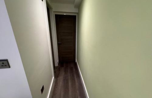 Southgate Luxury Apartments-Jaquzzi Bath-Private Parking- suitable for contractors - Foto 22