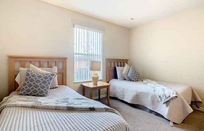 Family Getaway 4BR Townhome by Old Town - Foto 19