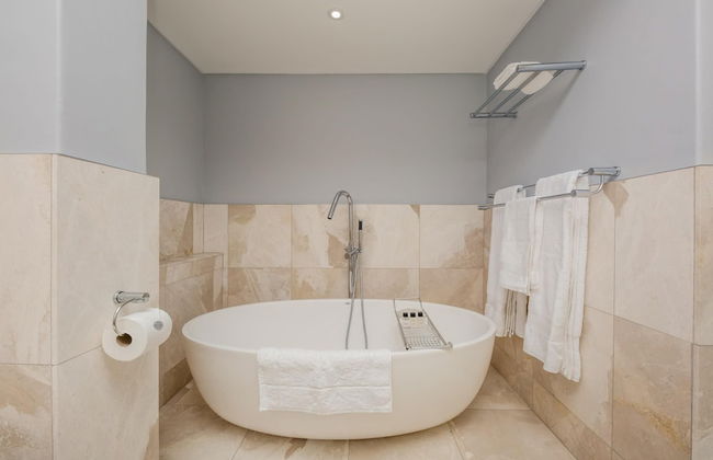 Beautiful Apartment Walking Distance to the Ocean Atlantic Views - Foto 28