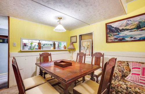 The Whacky Shack Family Cabin with Fire Pit! - Photo 13