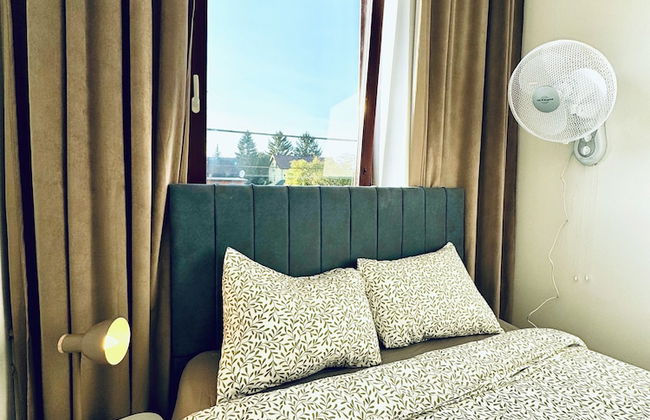 Cozy House Terrace &Garden Sleeps 34 - Foto 61