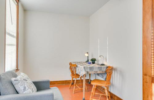 Walk to Washington Park: Remote Work-Ready Apt! - Foto 6