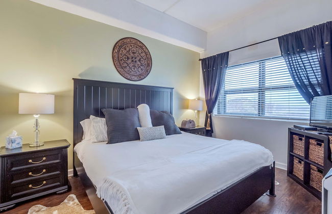 Uhost AI 2BR Condo w Balcony Great Views - Foto 19