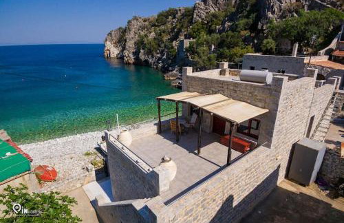 Panorama - Unique Beachfront Stone House in Alipa-Mani - Foto 12