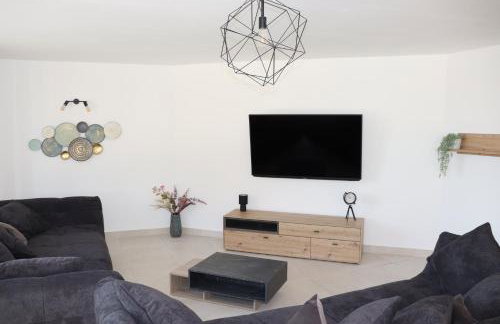 KRK, VILLA SOTTOVENTO WITH POOL, 8p - Foto 15