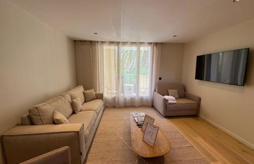 Appartement avec terrasse et parking centre St-Tropez - Photo 17