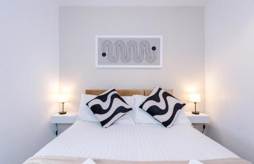 Oxford House by YourStays - Cosy Home in the Suburb of May Bank - Foto 50