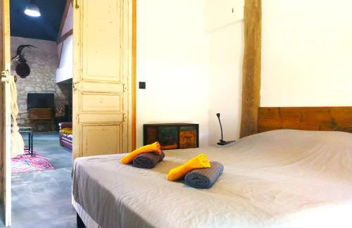 "La Case" - Magnifique ferme rénovée au cœur de la nature - Piscine privée sans vis-à-vis - Vue dégagée - Jardin - Stationnements gratuits devant la propriété - Belles prestations - Foto 66