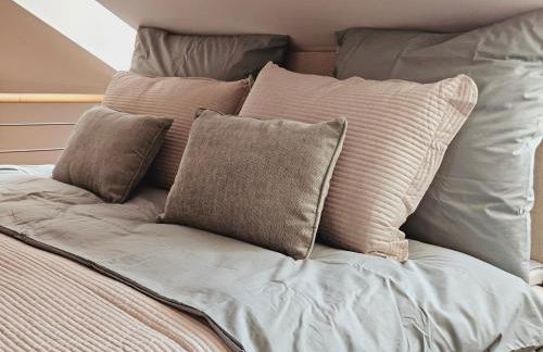 Elegantes Loft mit 2 Etagen im Königsviertel - Photo 4