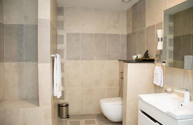 Centaurus Suites - Photo 29