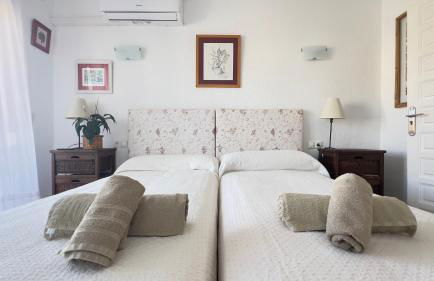 Magnífico Ático 4 hab frente a la playa con piscinas parking incluido por keywise - Foto 11